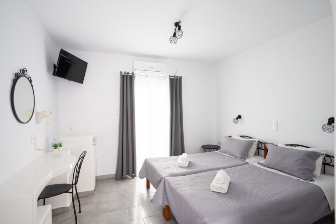 Mykonos Budget Twin Room Sea View