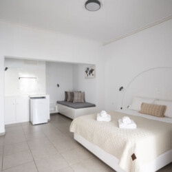 Triple Room Sea View. Mykonos rooms for rent!