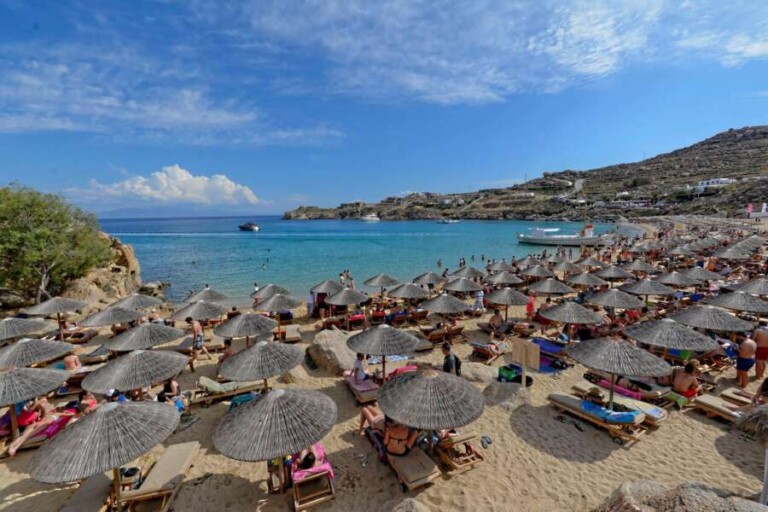 Super Paradise Mykonos Beach
