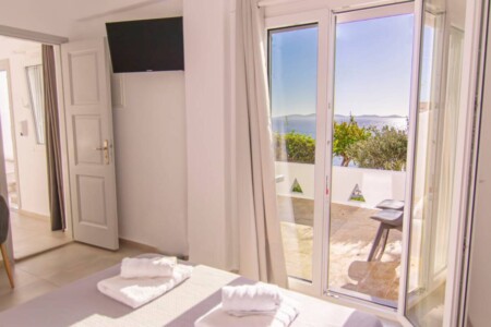 triple room sea view mykonos rental